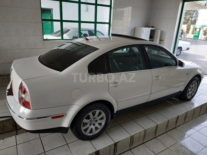 Volkswagen Passat 2001, 226,323 km - 1.8 l - Gəncə