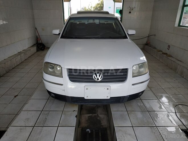 Volkswagen Passat 2001, 226,323 km - 1.8 l - Gəncə