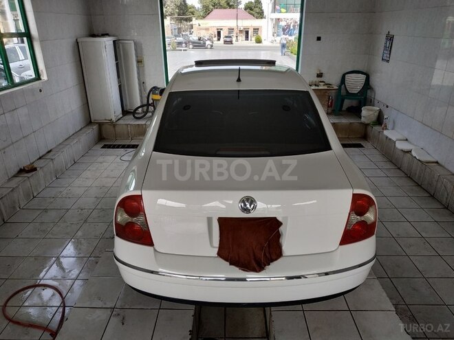Volkswagen Passat 2001, 226,323 km - 1.8 l - Gəncə