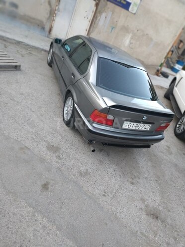 BMW 320 1992, 275,000 km - 0.2 l - Bakı