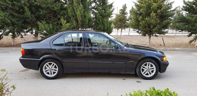 BMW 316 1993, 350,000 km - 1.8 l - Sumqayıt