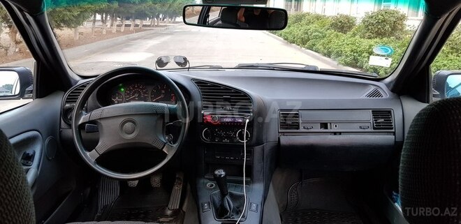 BMW 316 1993, 350,000 km - 1.8 l - Sumqayıt