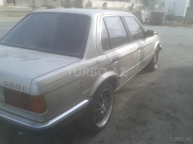 BMW 320 1984, 323,746 km - 0.2 l - Gəncə