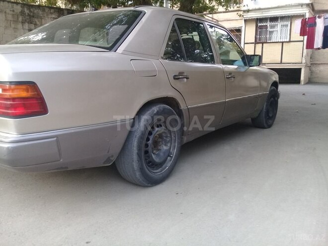 Mercedes E 230 1987, 330,000 km - 2.3 l - Mingəçevir