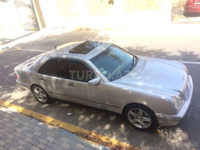 Mercedes E 240 1997, 341,000 km - 2.4 л - Bakı