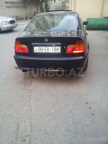 BMW 320 2002, 210,000 km - 2.2 л - Bakı