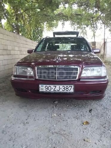 Mercedes  1997, 300,000 km - 2.0 л - Bakı