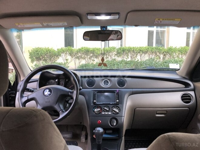 Mitsubishi Outlander 2002, 195,000 km - 2.4 л - Bakı