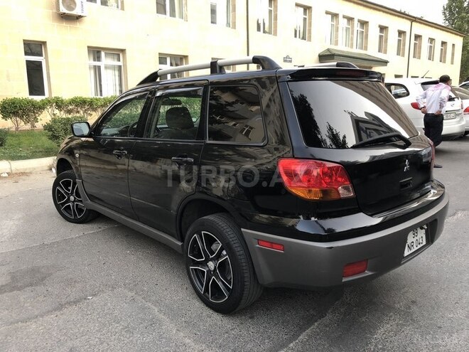 Mitsubishi Outlander 2002, 195,000 km - 2.4 л - Bakı