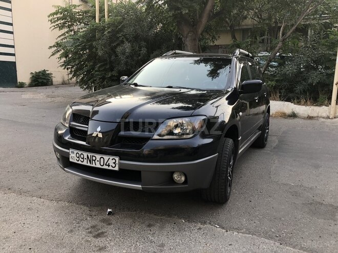 Mitsubishi Outlander 2002, 195,000 km - 2.4 л - Bakı