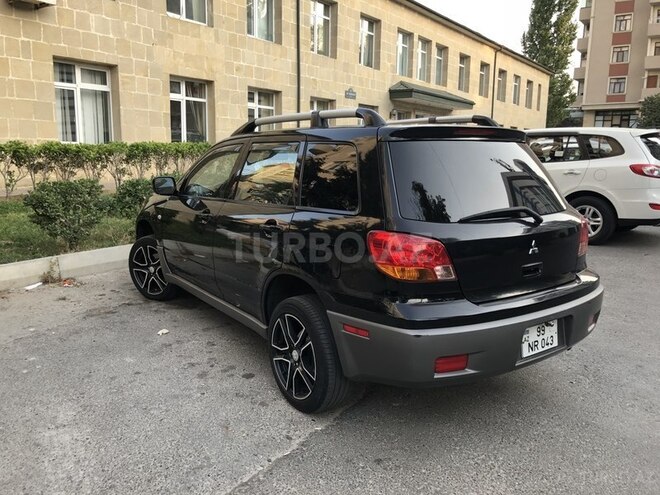 Mitsubishi Outlander 2002, 195,000 km - 2.4 л - Bakı