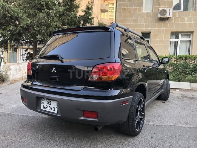 Mitsubishi Outlander 2002, 195,000 km - 2.4 л - Bakı