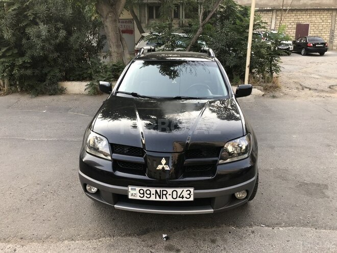 Mitsubishi Outlander 2002, 195,000 km - 2.4 л - Bakı