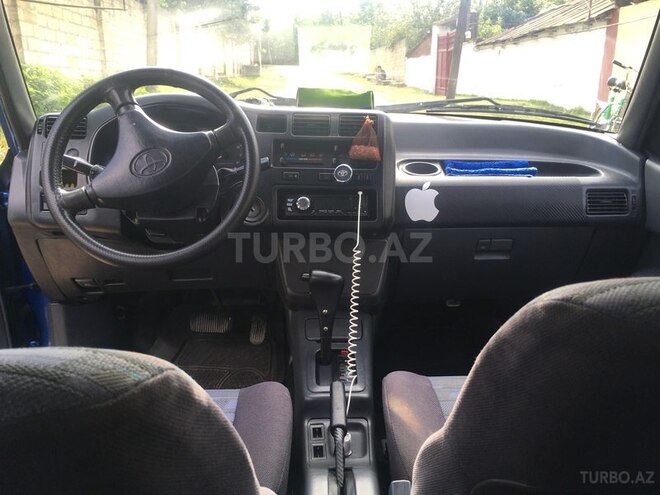 Toyota RAV4 1996, 239,000 km - 2.0 l - Quba