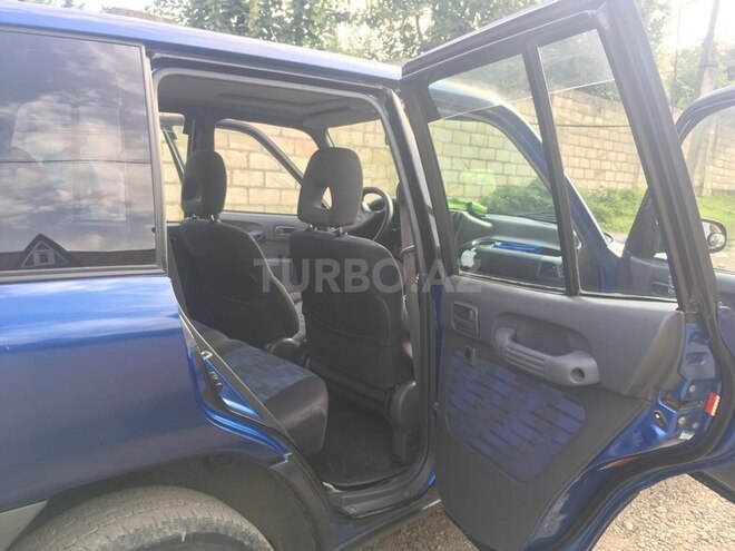 Toyota RAV4 1996, 239,000 km - 2.0 l - Quba