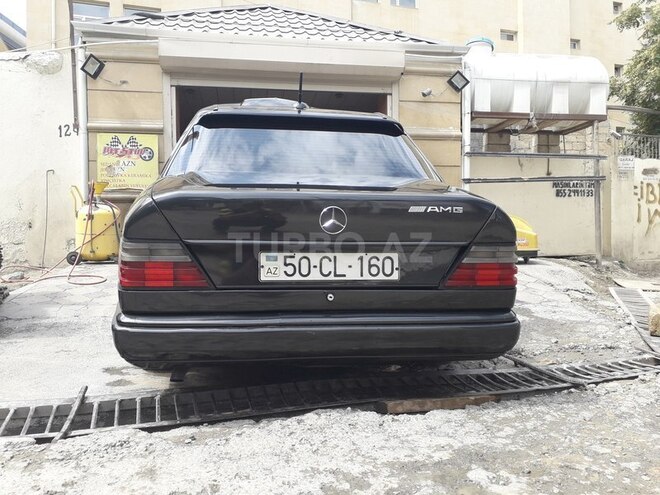 Mercedes E 230 1988, 99,999 km - 2.3 l - Gəncə