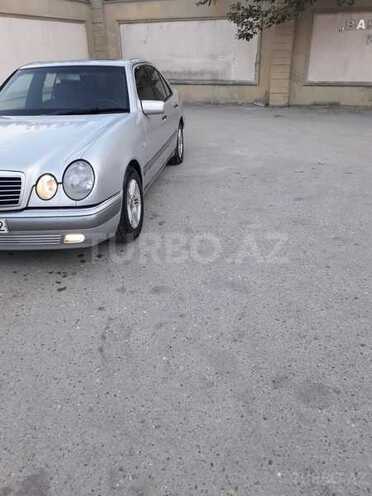 Mercedes E 230 1997, 359,846 km - 2.3 l - Bakı
