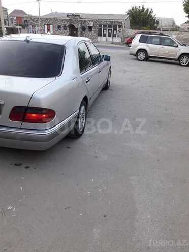 Mercedes E 230 1997, 359,846 km - 2.3 l - Bakı
