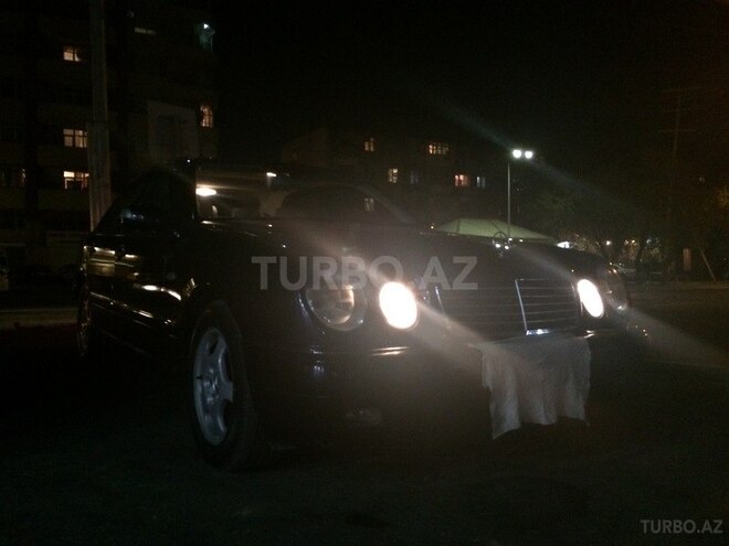 Mercedes E 280 1998, 267,462 km - 2.8 l - Bakı