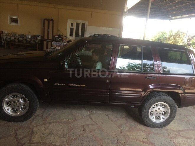 Jeep Grand Cherokee 1996, 250,060 km - 0.3 l - Tovuz
