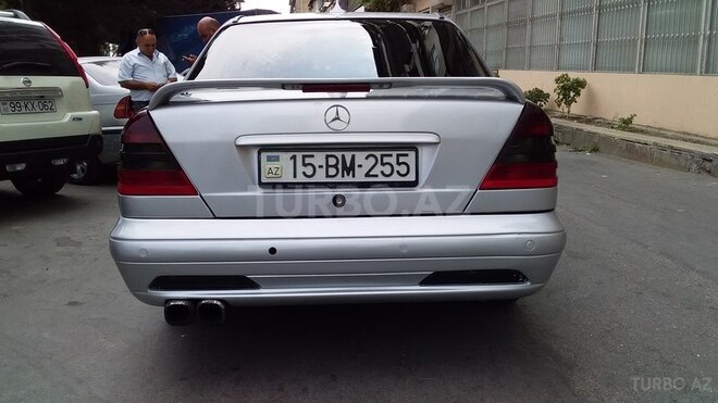 Mercedes C 240 1997, 355,000 km - 2.4 l - Xırdalan