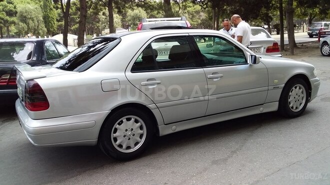 Mercedes C 240 1997, 355,000 km - 2.4 l - Xırdalan