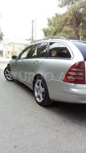 Mercedes C 220 2004, 380,000 km - 2.2 л - Bakı
