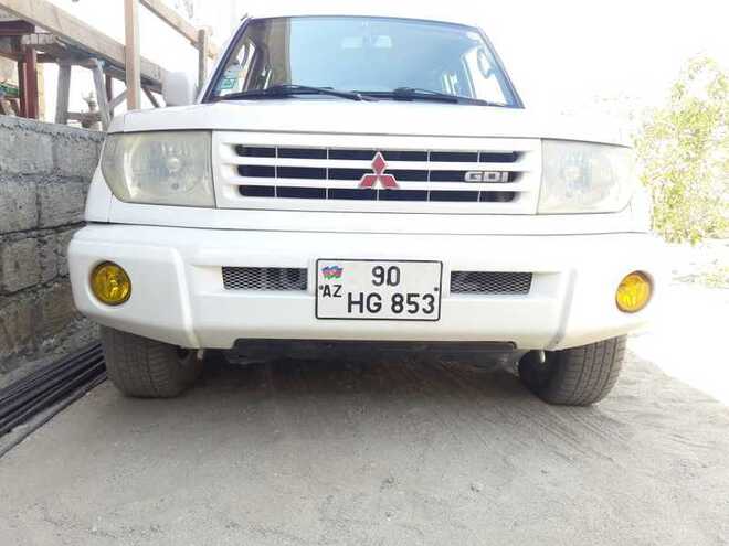 Mitsubishi Pajero io 2000, 210,000 km - 1.8 l - Bakı