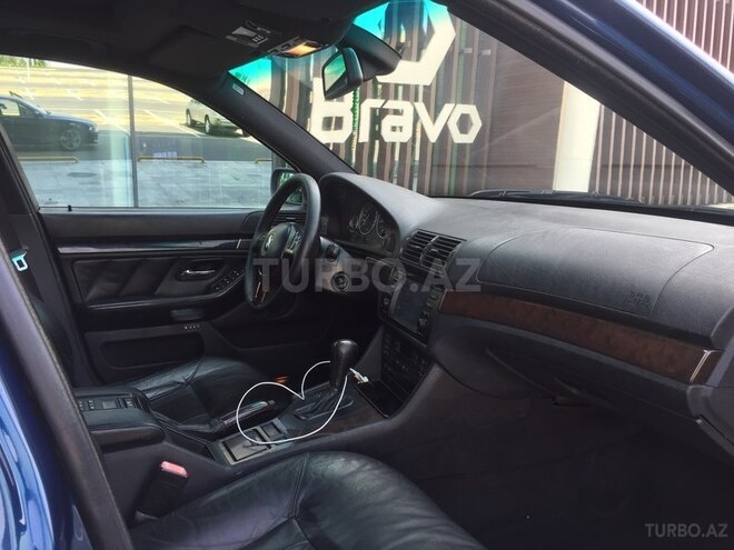 BMW 525 2000, 295,700 km - 2.5 л - Bakı