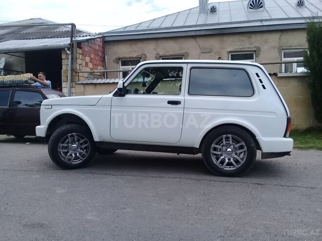 LADA (VAZ) Niva 2015, 47,500 km - 1.7 л - Quba
