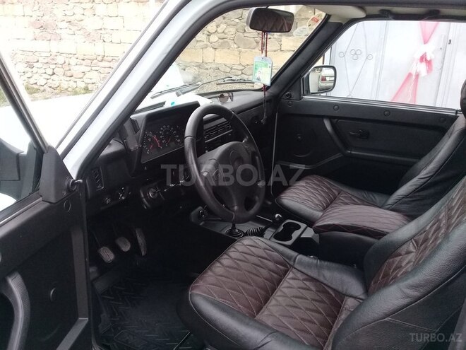 LADA (VAZ) Niva 2015, 47,500 km - 1.7 л - Quba