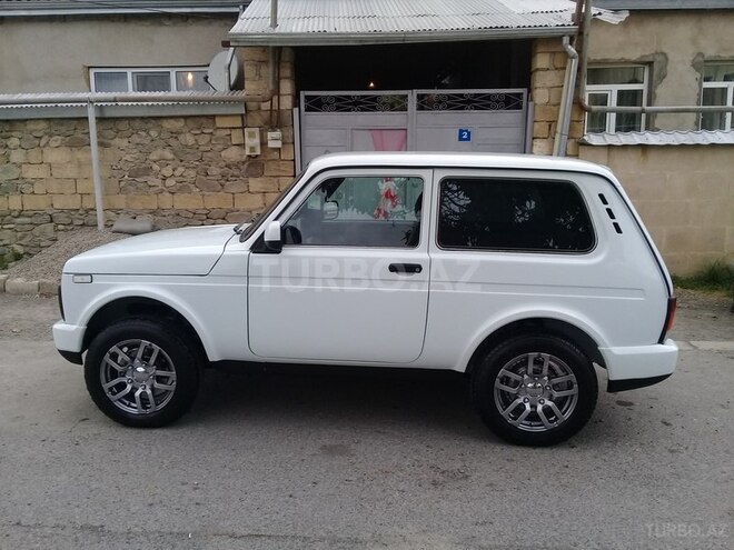 LADA (VAZ) Niva 2015, 47,500 km - 1.7 л - Quba