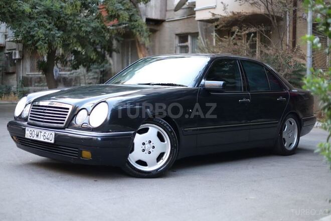 Mercedes E 240 1999, 340,000 km - 2.4 л - Bakı