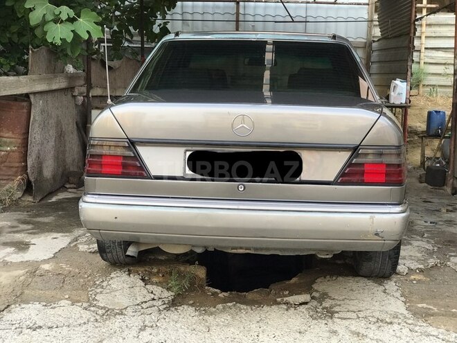 Mercedes E 250 1992, 510,000 km - 0.3 l - Bakı