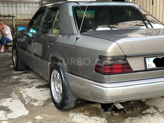 Mercedes E 250 1992, 510,000 km - 0.3 l - Bakı