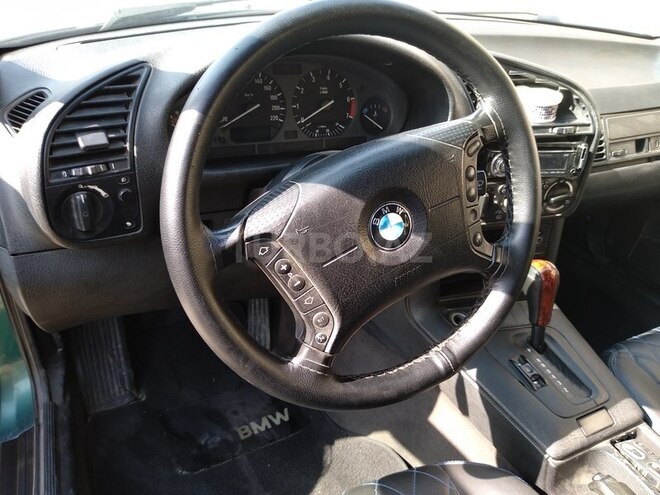 BMW 320 1993, 195,000 km - 2.0 л - Bakı