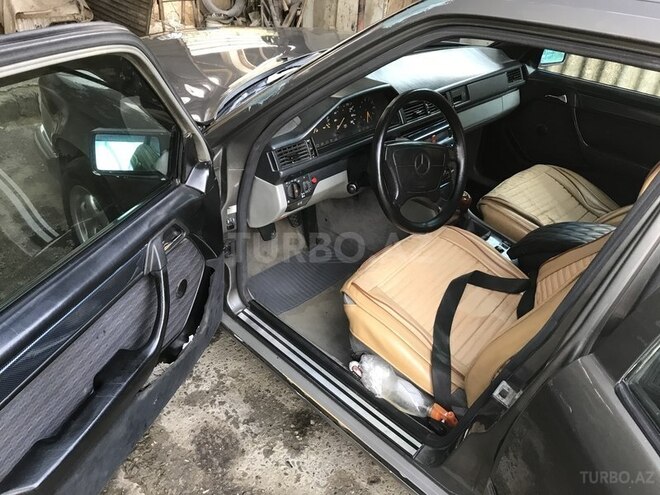 Mercedes E 250 1992, 510,000 km - 0.3 l - Bakı