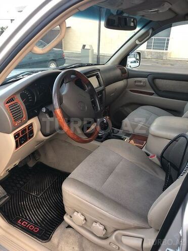 Toyota Land Cruiser 2006, 157,000 km - 4.5 л - Quba