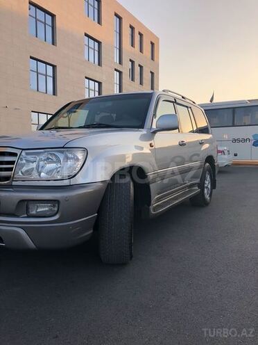 Toyota Land Cruiser 2006, 157,000 km - 4.5 л - Quba