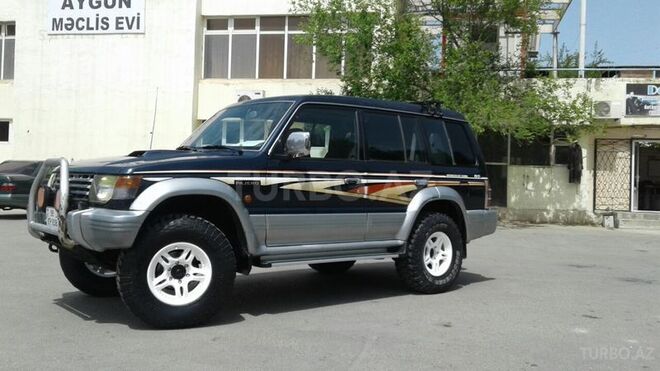 Mitsubishi Pajero 1997, 162,000 km - 2.8 l - Sumqayıt