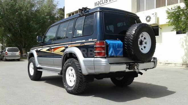 Mitsubishi Pajero 1997, 162,000 km - 2.8 l - Sumqayıt