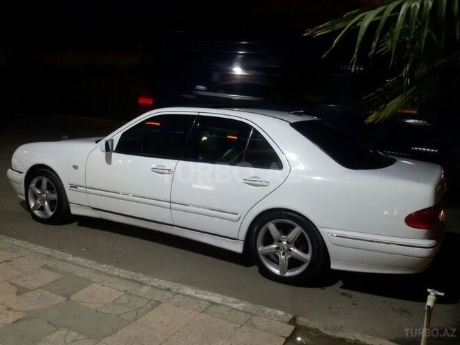 Mercedes E 230 1997, 300,000 km - 2.3 l - Şəmkir