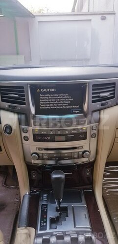 Lexus LX 570 2008, 125,300 km - 5.7 l - Bakı