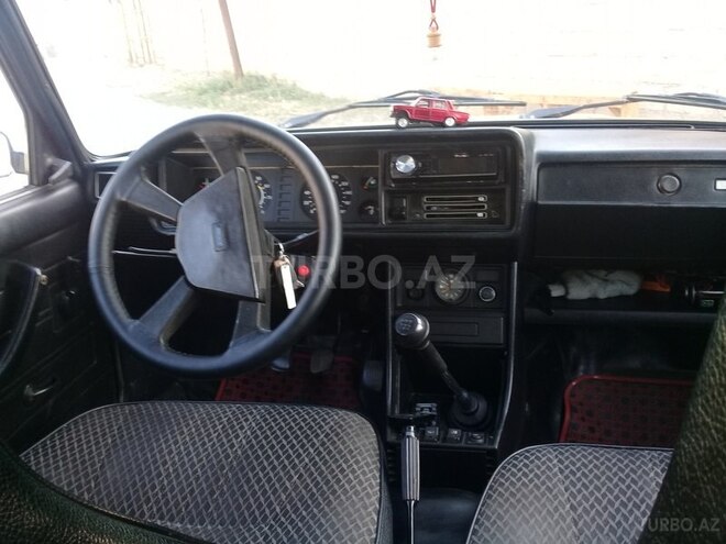 LADA (VAZ) 2107 2007, 435,885 km - 1.6 l - Quba