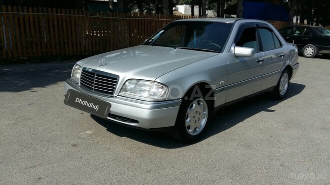 Mercedes C 220 1996, 330,000 km - 2.2 l - Bakı