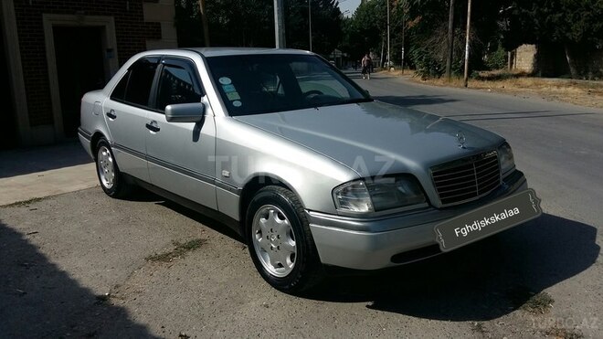 Mercedes C 220 1996, 330,000 km - 2.2 l - Bakı