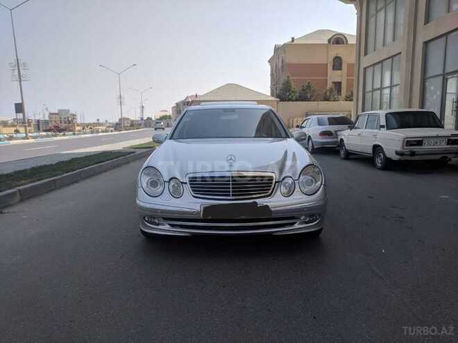 Mercedes E 220 2002, 391,411 km - 2.2 л - Sumqayıt