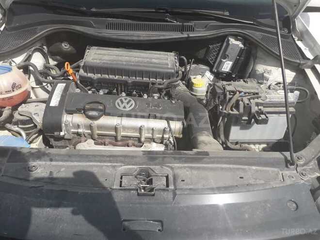 Volkswagen Polo 2011, 84,000 km - 1.4 l - Bakı