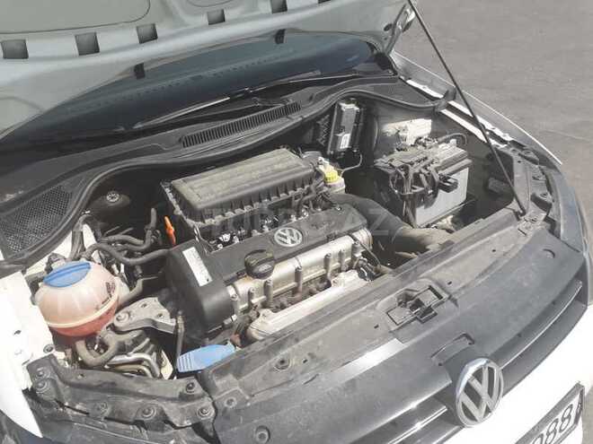 Volkswagen Polo 2011, 84,000 km - 1.4 l - Bakı
