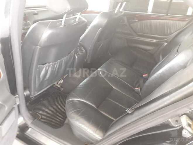 Mercedes E 270 2001, 294,000 km - 2.7 л - Bakı